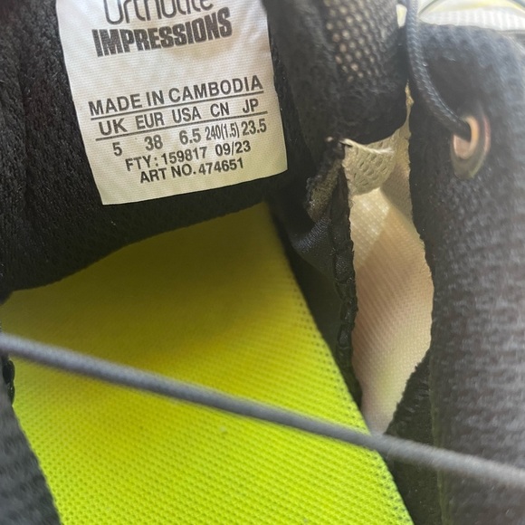 NWT Salomon Ultra Glide 2 Women's Trail Running Shoes Size 6.5 - Picture 12 of 14